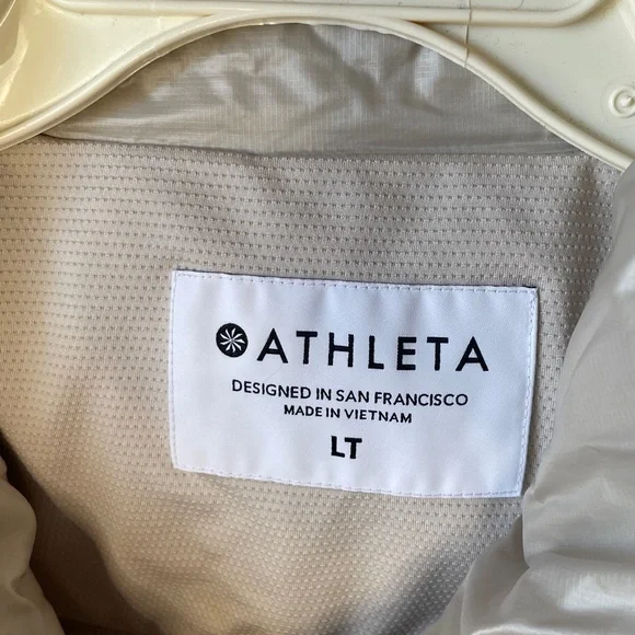 Athleta Women's Light Beige Quilted Puffer Jacket Primaloft - Picture 2 of 11